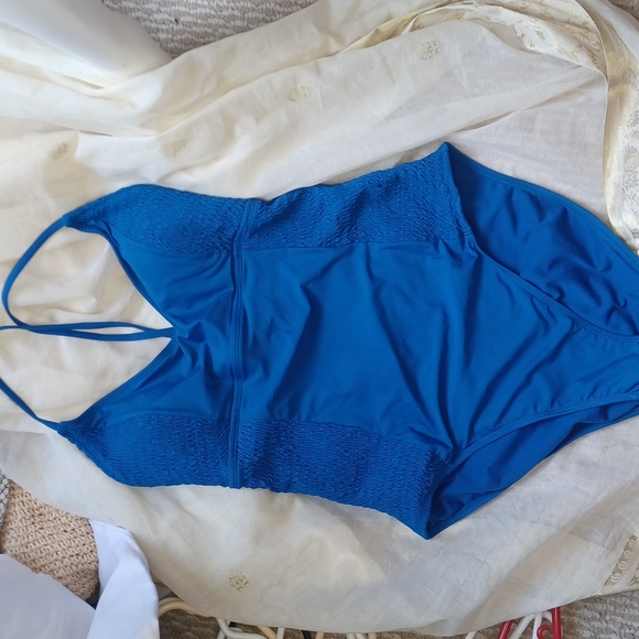 Catalina one piece swimsuit size 14 - Picture 1 of 4